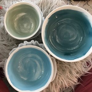 NWT Pepper + Vetiver nesting bowls -set of 3